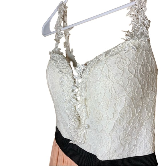 Rare London Pink and White Fairystale Dress - Picture 3 of 7